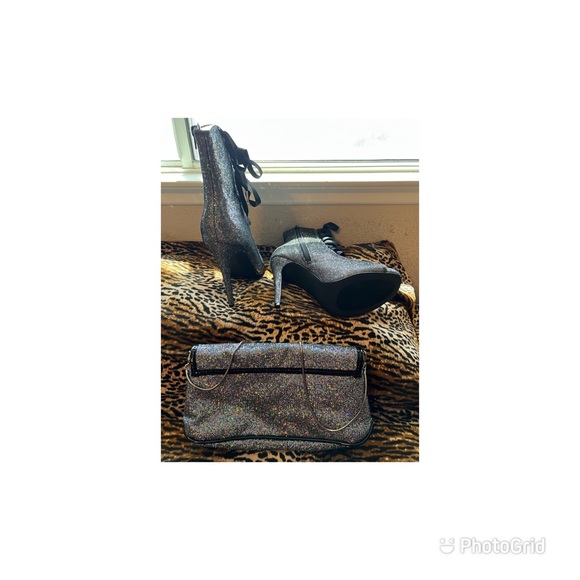 Steve Madden Clutch/Booties Set - Picture 3 of 5